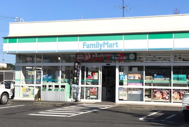 コンビニまで400m※ファミリーマート　甲賀駅前店 Flat☆21