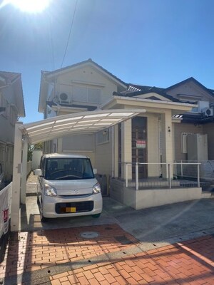 仰木の里６丁目貸家