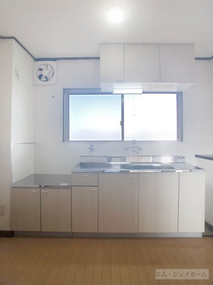  湖東サンコーポ