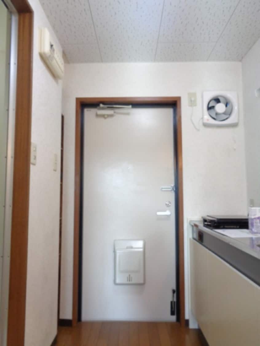  シャトル壱番館