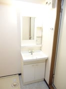  シャトル弐番館