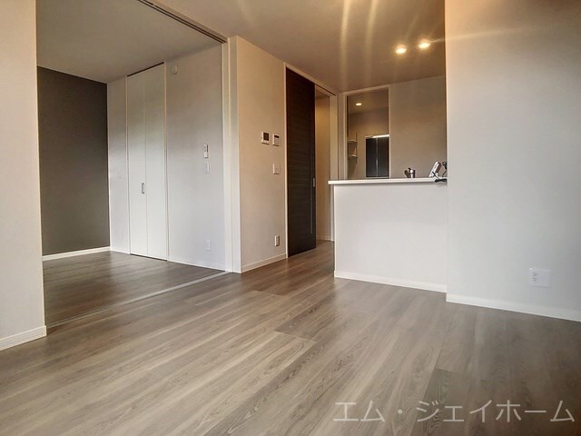  シャーメゾン　宇賀野