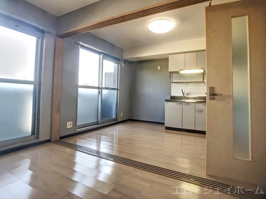  レジデンス・ジャパン３