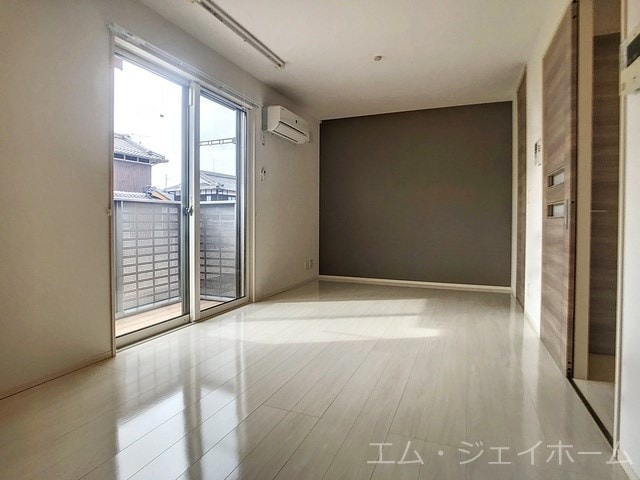  藤井ハイツ　ナカヤシキ
