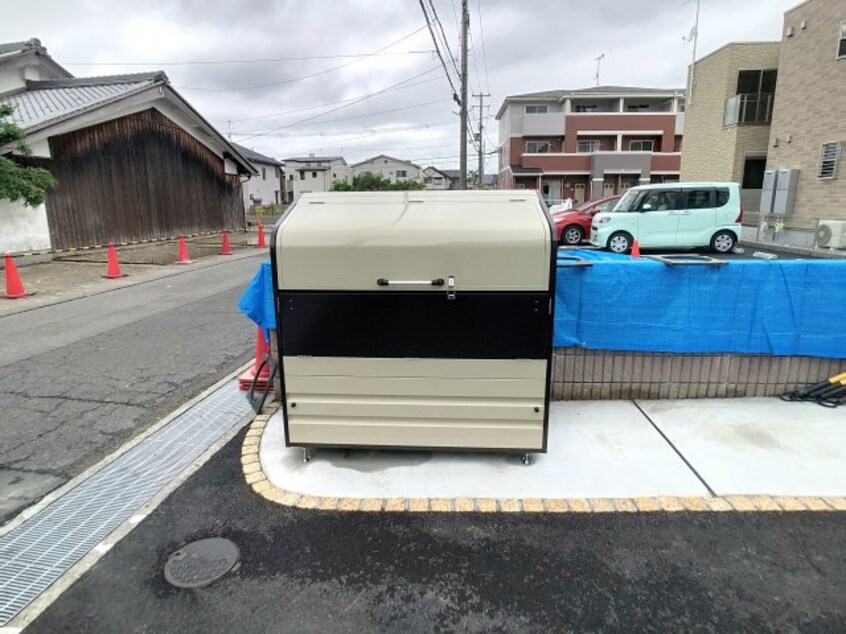  メル　ヴァンベール