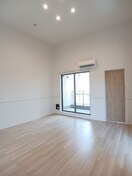  メル　ヴァンベール