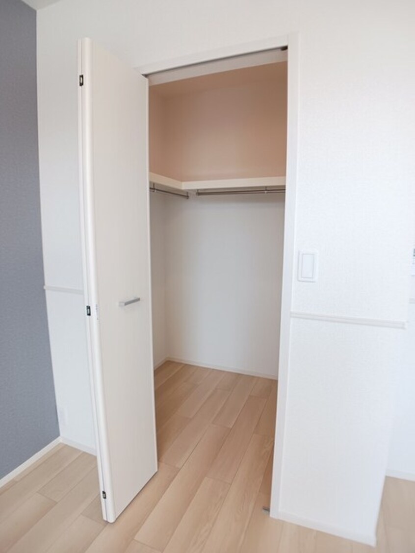  メル　ヴァンベール