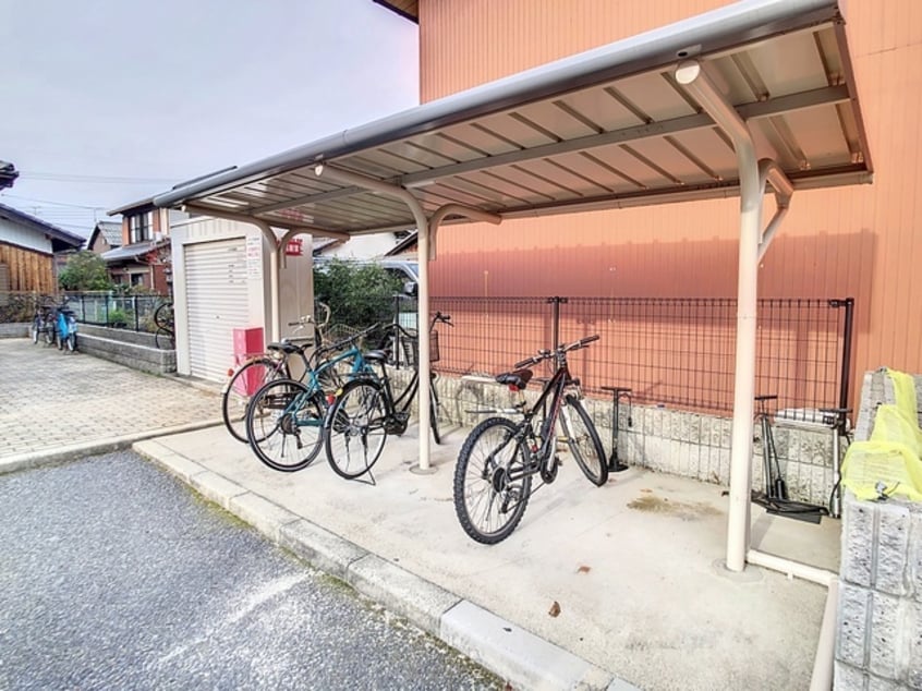  エイペックス彦根芹橋