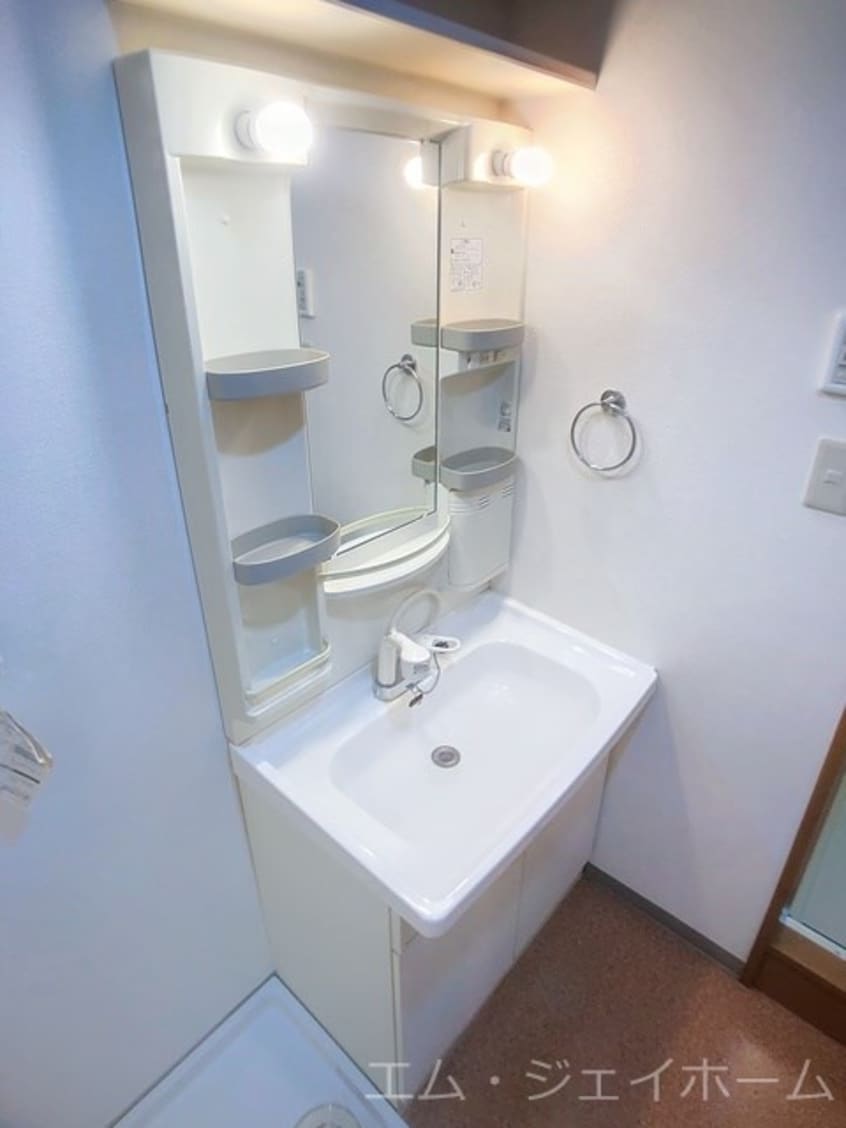  ブランコカメーリア