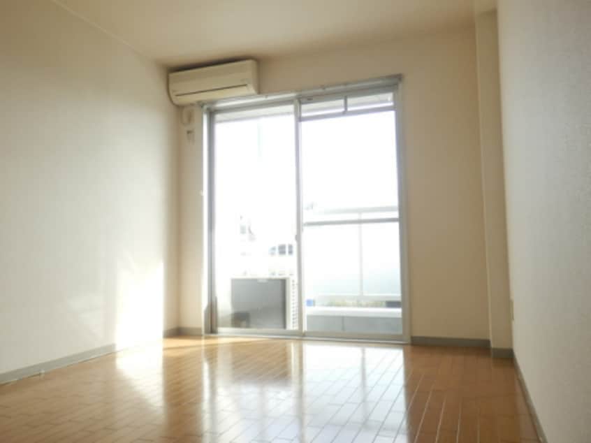  ドミトリーユー