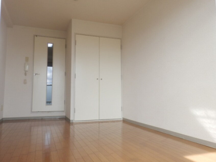  ドミトリーユー