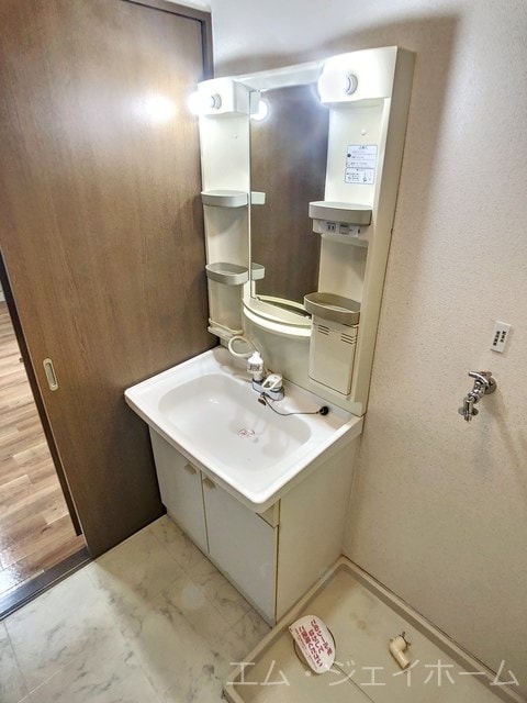  Ｐｒｅｖａｉｌ　ＶＡＮ