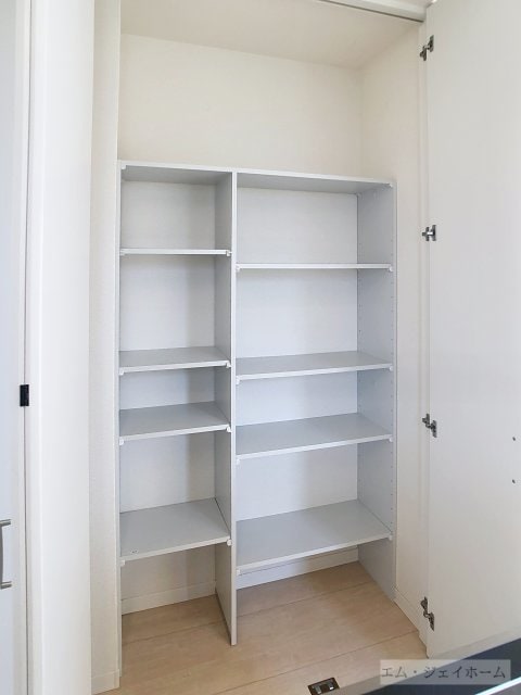  シャーメゾン　オーヴェスト