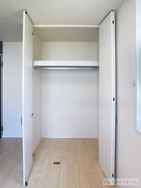  シャーメゾン　オーヴェスト