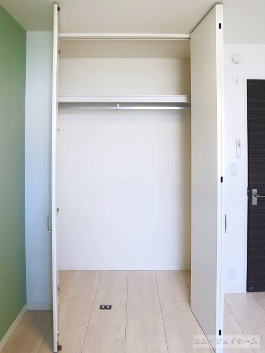  シャーメゾン　オーヴェスト