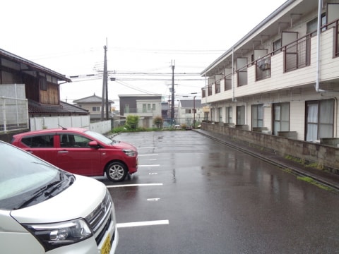  サンジョイフル谷口