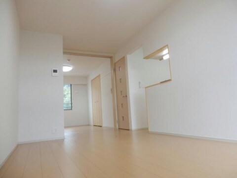  メルシーガーデン坂本