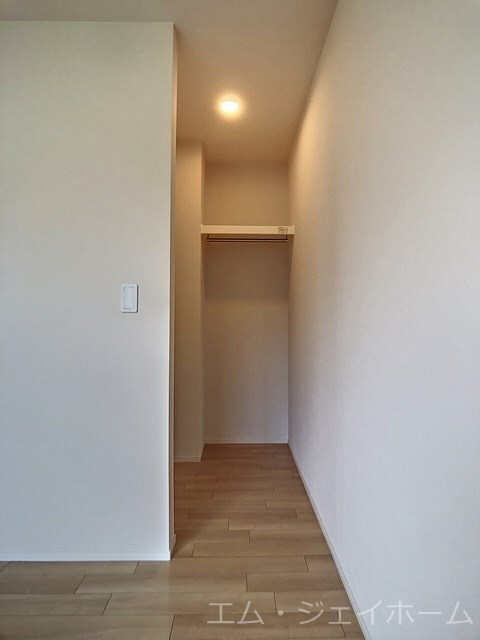  グランドソレーユⅡ番館