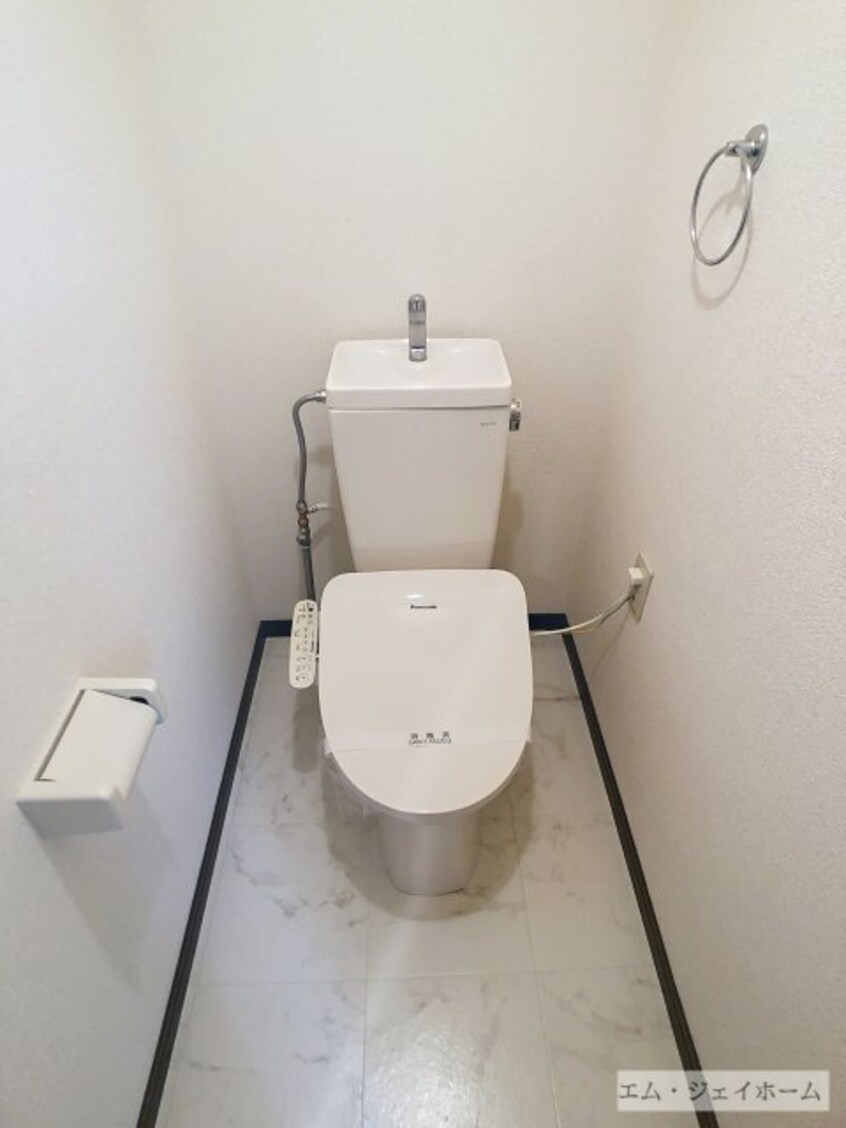  レジデンス宝積