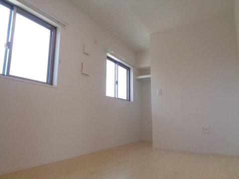  Ｃｒｏｓｓ　Ｔｅｒｒａｃｅ