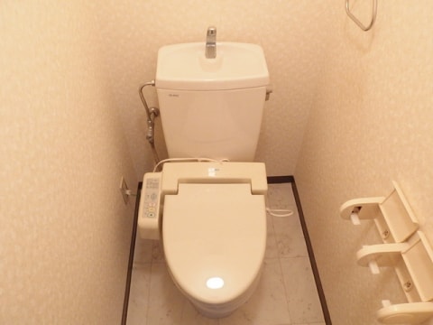  ファミール北川