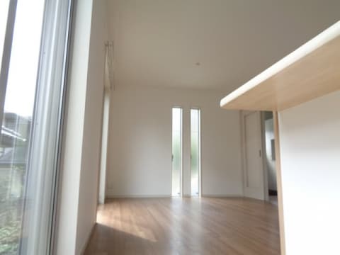  仰木の里東５丁目貸家