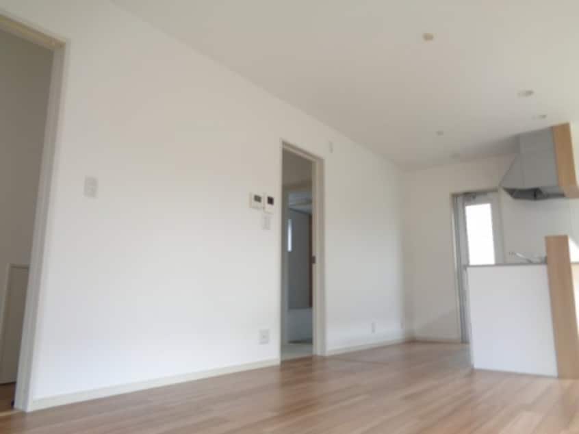  仰木の里東５丁目貸家