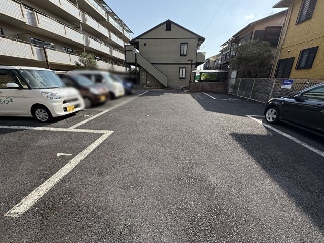  メゾンびわこ大橋