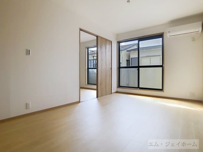  メゾンびわこ大橋