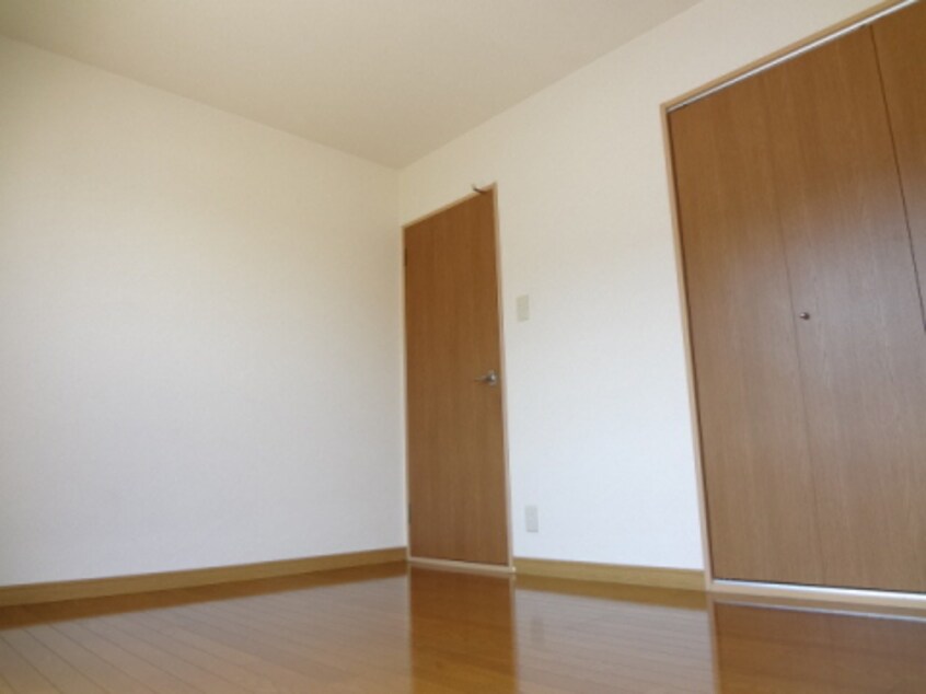  サンパレス白鳥