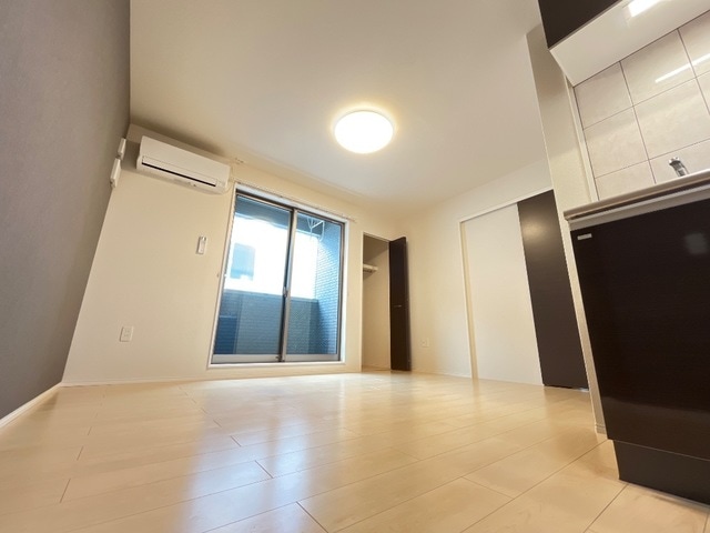  Ｉｍｐｅｒｉａｌ　ｈｏｕｓｅ