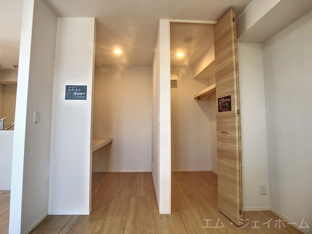  アースフィールド彦根