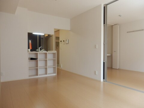  シャーロット壱番館