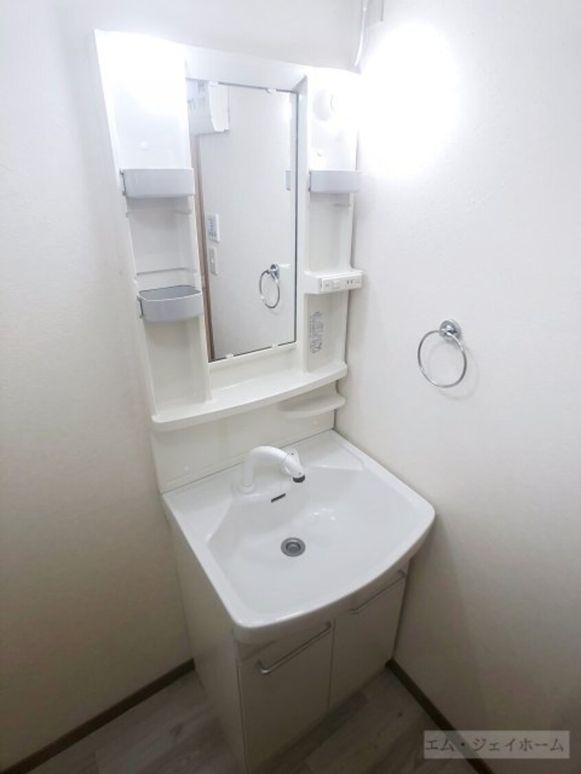  シャルマン愛知川