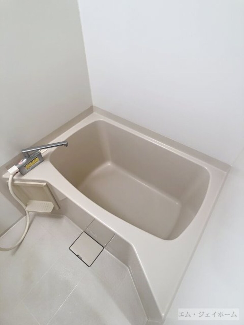  フラワー５番館