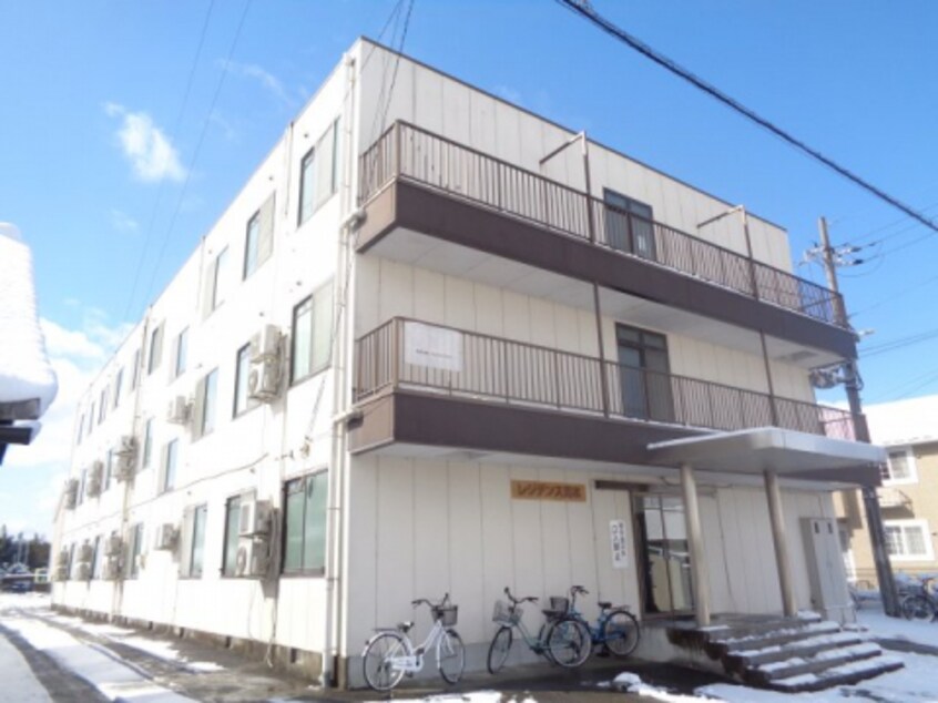  レジデンス岡本