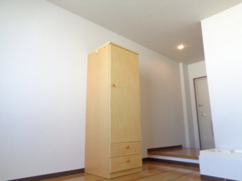  レジデンス岡本