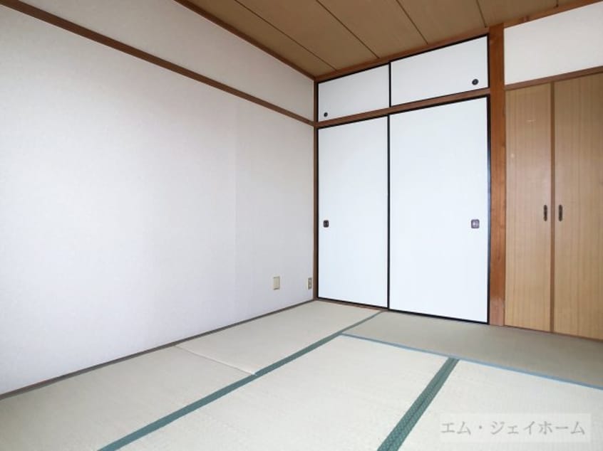  湖琴マンション