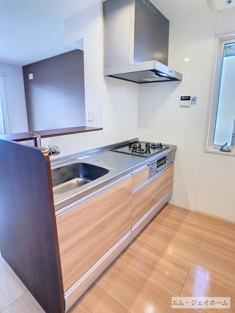  ヴィラ　シャルマン