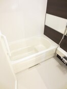  エーリ・フノマージュ