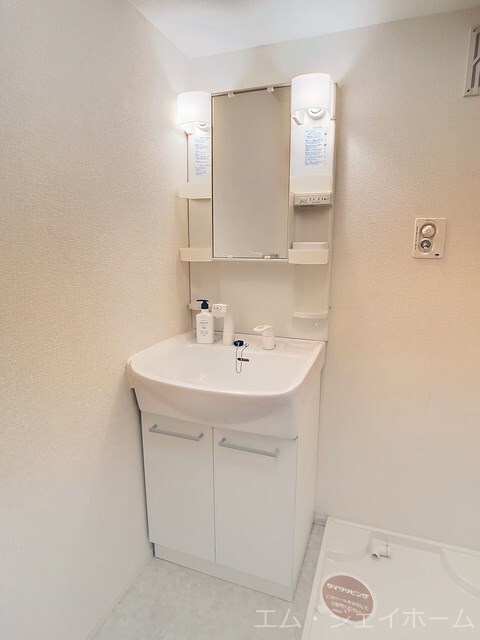  セジュールアースマーシⅢ