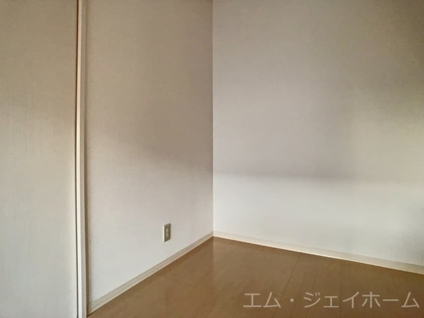  レセンテ出町　A棟