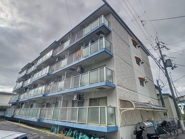  クレセール里内