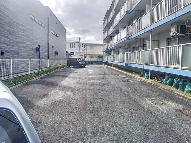  クレセール里内