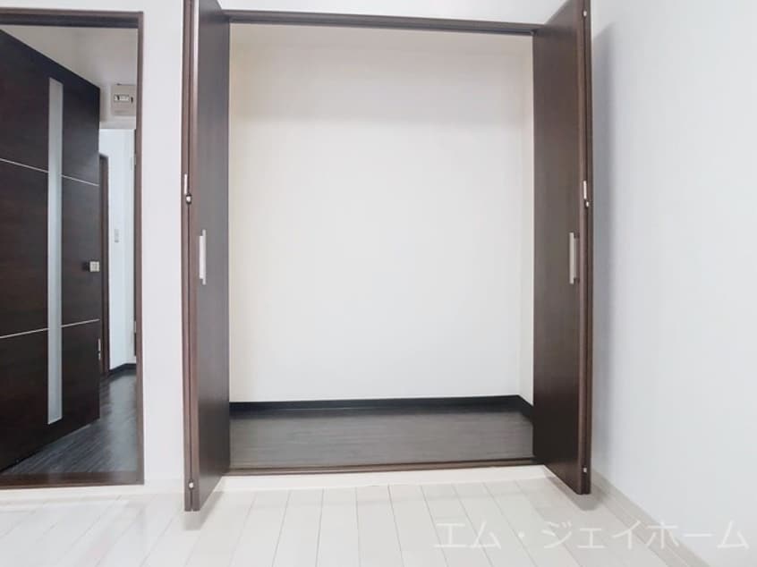  クレセール里内