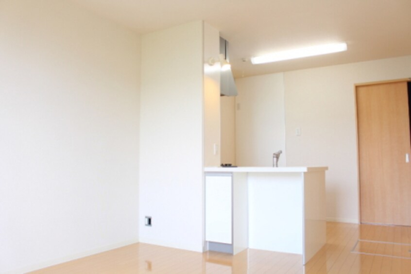  シャーメゾン　リーリエ