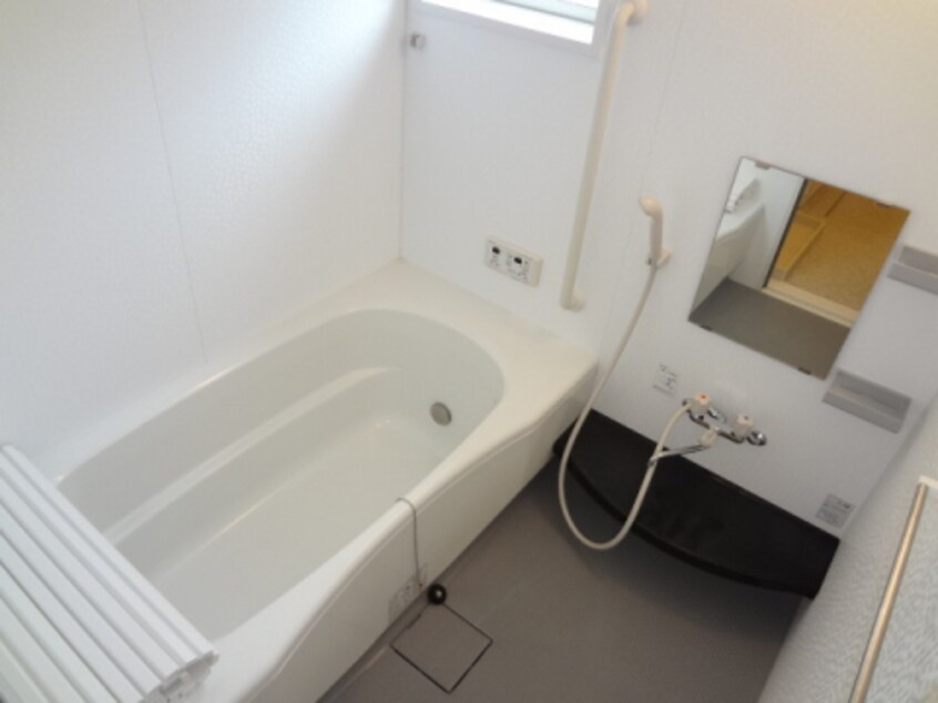  ソレイユ・ヴィラ　Ａ館