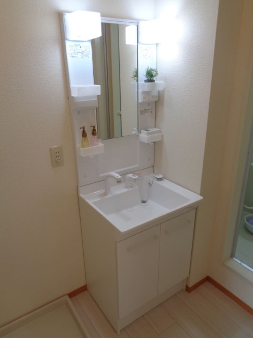  シャインヒル　A