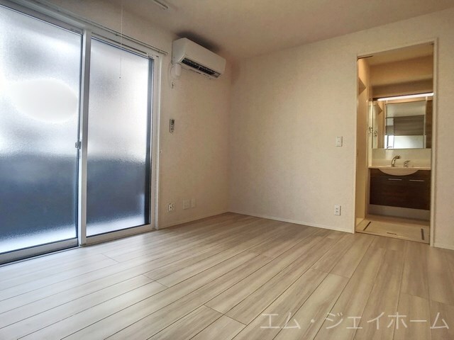  シャルール