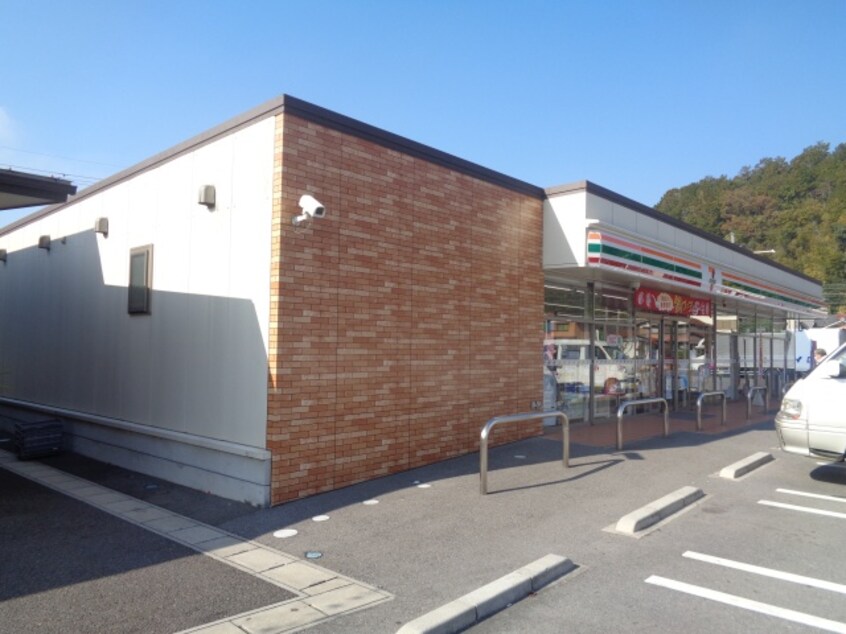 コンビニまで500m※セブン－イレブン　五個荘清水鼻店 シェロウェンＴＯＳ